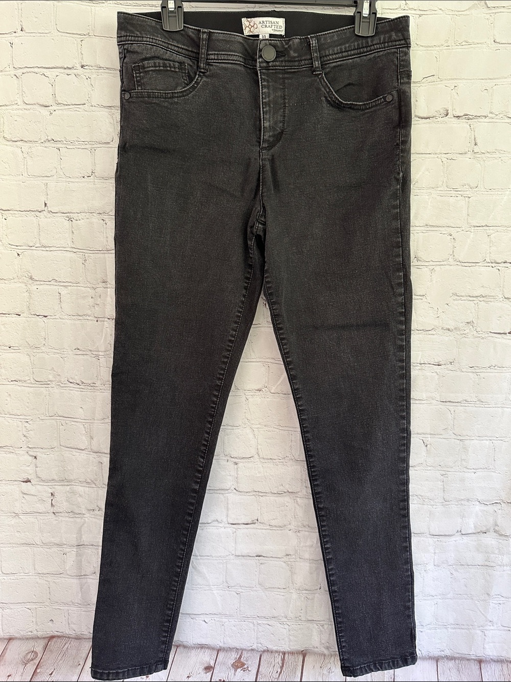 Democracy Artisan Crafted Women's Black Skinny Jeans size 10